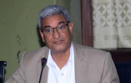 कांग्रेस बैठकमा गृहमन्त्री लेखक- ‘मलाई नै फोन गरेर राजीनामा देऊ भनेको भए हुन्थ्यो नि’