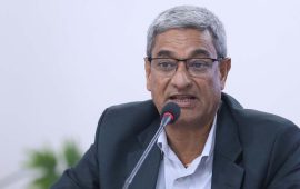 कांग्रेस बैठकमा गृहमन्त्री लेखक- ‘मलाई नै फोन गरेर राजीनामा देऊ भनेको भए हुन्थ्यो नि’