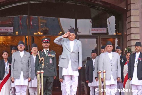 संसदमा राष्ट्रपति पौडेल (तस्वीरहरू)