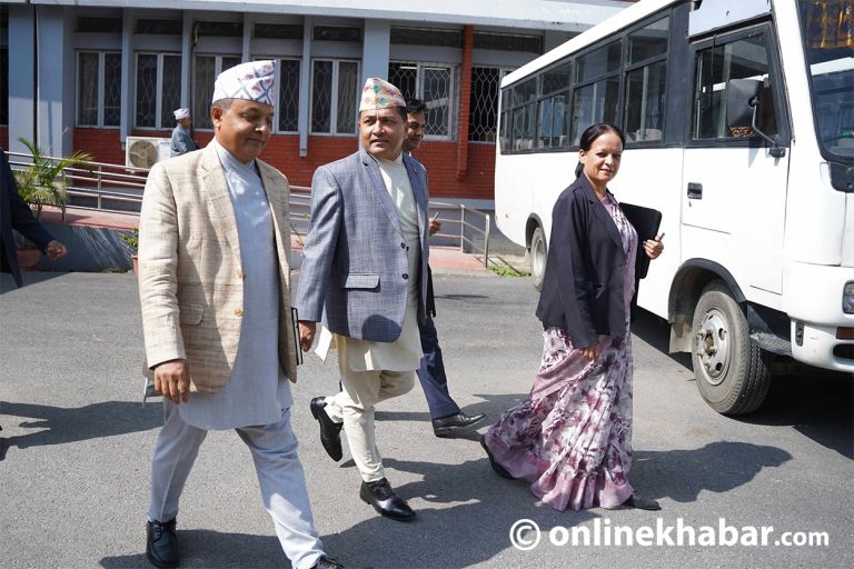 राज्यकोषको खर्चमा ‘कुलिङ पिरियड हटाउनुपर्ने’ वकालत