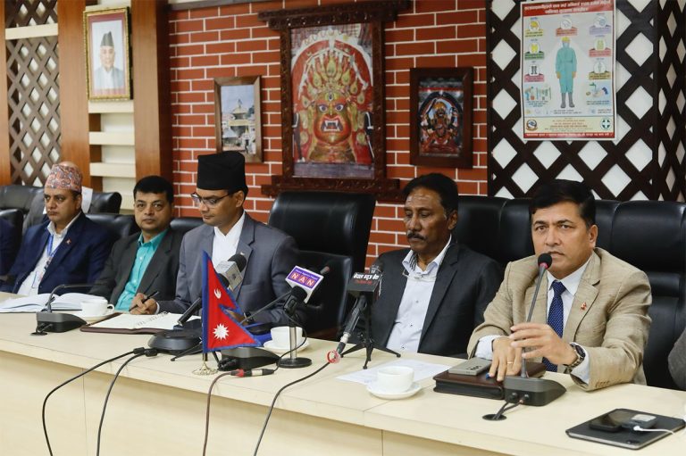 सरकारले सञ्चालनमा ल्यायो श्रम पोर्टल, कसरी गर्छ काम ?