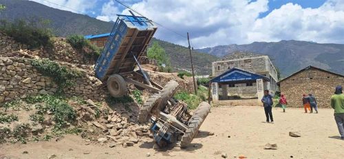 सिमकोटमा ट्याक्टर दुर्घटना