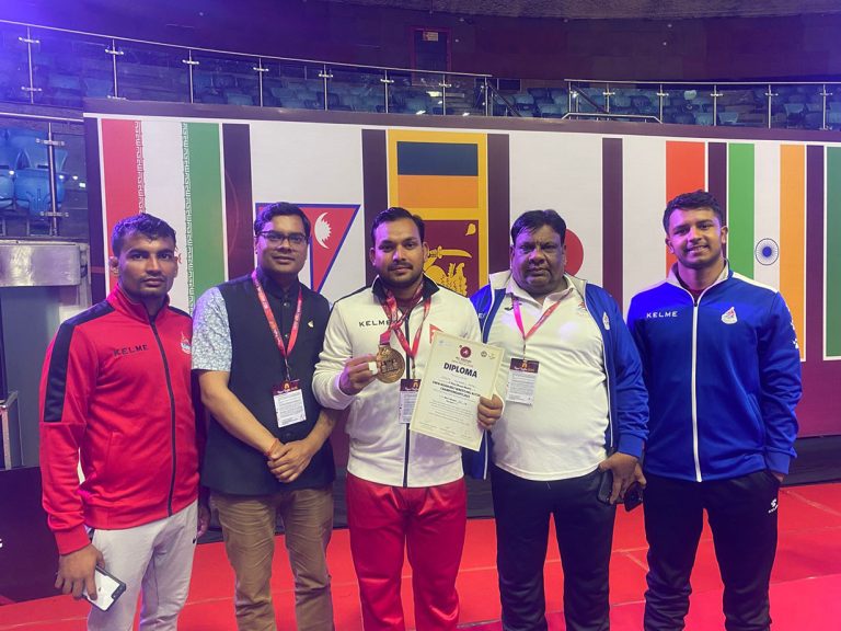 एसियाली बेल्ट कुस्ती च्याम्पियनसीपमा नेपालका सुरेश चुनाराले जिते कांस्य पदक