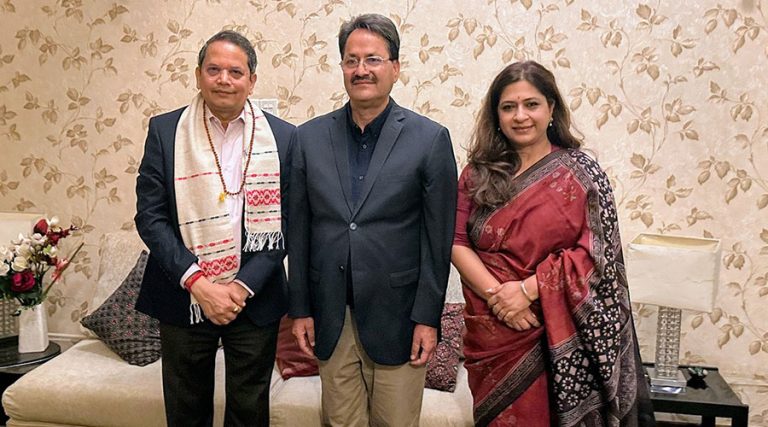 भाजपाका विदेश विभाग प्रमुख चौथाइवाले र कांग्रेस नेता साउदबीच भेट