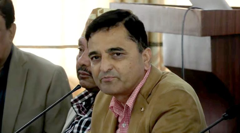 भैरहवा विमानस्थलको निर्माण अध्ययन समितिमा बस्न योगेशको इन्कार