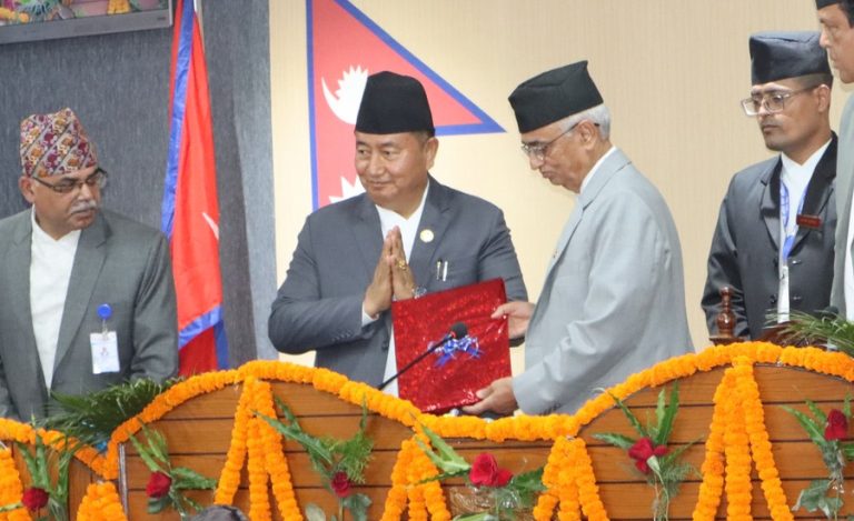 बागमती सरकारले दोलखाको डाङडुङे डाँडालाई फिल्म सिटीको रुपमा विकास गर्ने