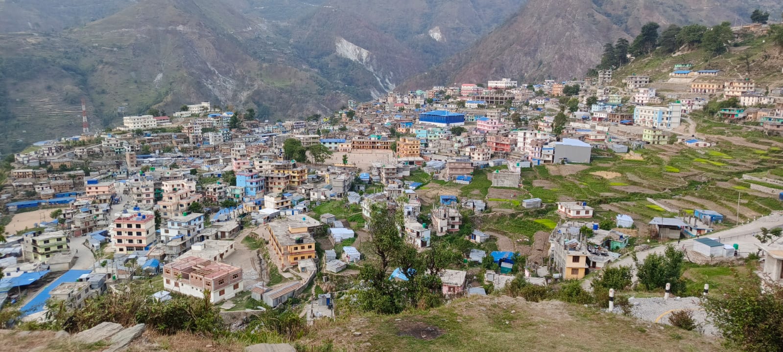बाजुराको बाटो, अम्कोटको पहिरो, बुढीगंगाको कष्ट
