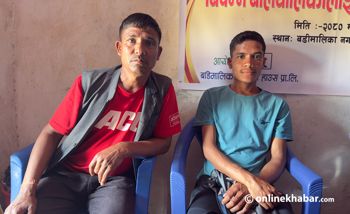 नरबहादुरको वेदना : आर्थिक अभावले छोराको उपचार गर्न सकिन