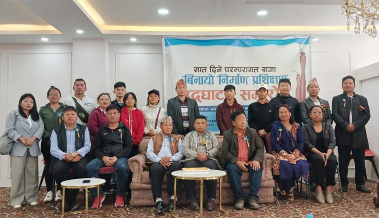 बिनायो बाजा बनाउने सात दिने प्रशिक्षण सुरु