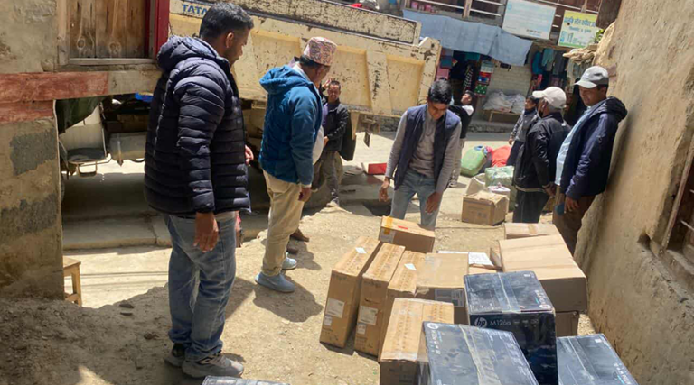 हुम्लाको अदानचुली गाउँपालिकालाई सूचना प्रविधि सामग्री सहयोग
