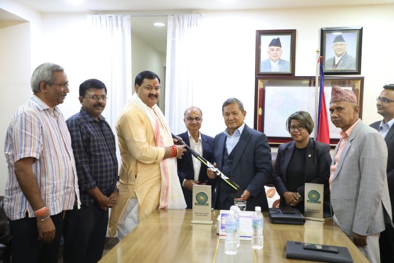नेपाललाई भारतीय हक्की संघको सहयोग