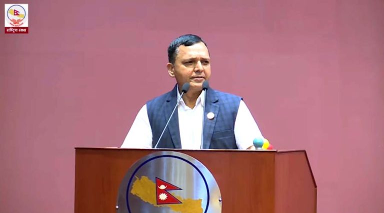 माओवादीको आरोप- गृहमन्त्रीकै संलग्नतामा विमानस्थलमा तस्करी