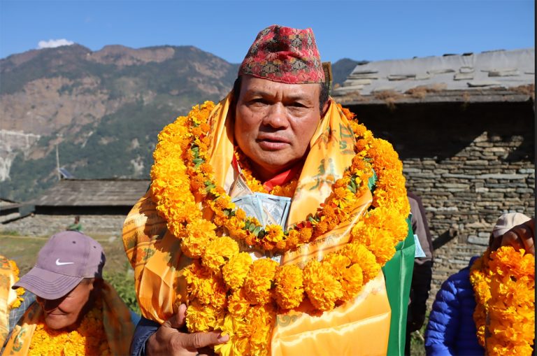 माओवादीसँग टिकट साटेर आए, देउवातिर लाग्दा राज्यमन्त्री पाए