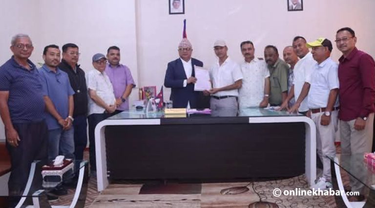काेशीमा राइड सेयरिङ : यातायातकाे सिन्डिकेटसँग झुक्याे दुई तिहाइकाे सरकार