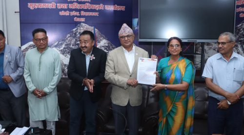 मुख्यमन्त्रीलाई नेकपा एसले बुझायो १६ पन्ने मागपत्र