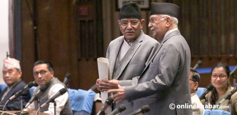 प्रचण्डका दर्जन योजनामा ओलीको कैंची