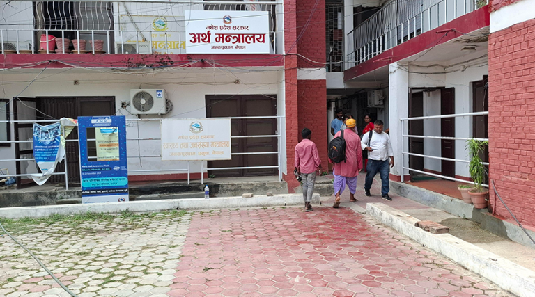 मधेशमा गम्भीर प्रकृतिका ४ हजार बढी बिरामी, आर्थिक सहायता बाँड्न बजेट अभाव