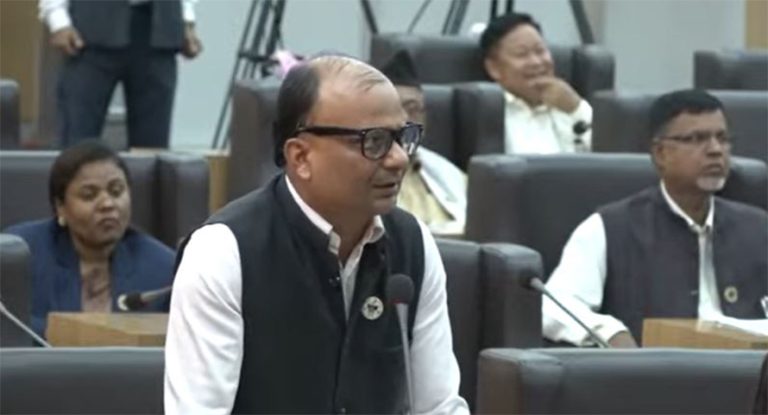 माओवादीले पनि माग्यो गृहमन्त्रीको राजीनामा