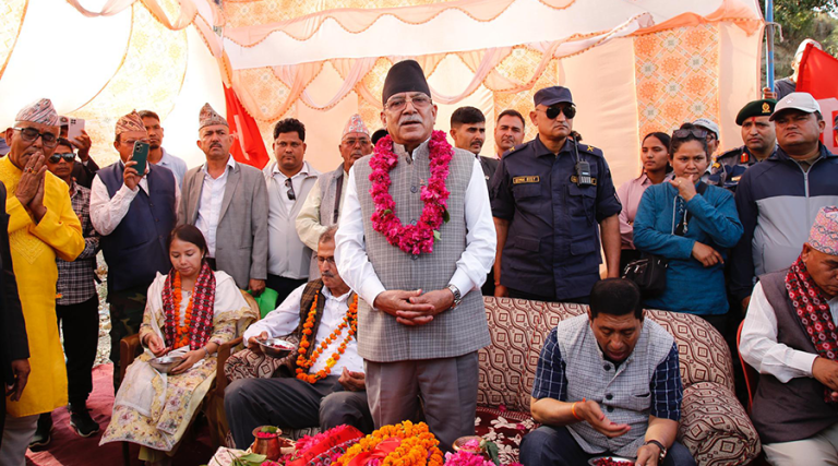 कैलाली सहजपुरको खानेपानी समस्या समाधान गर्ने प्रचण्डको प्रतिबद्धता