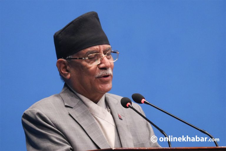 प्रि-बजेट छलफलको प्रावधान फेरेकोमा प्रधानमन्त्रीसँग प्रचण्ड असन्तुष्ट