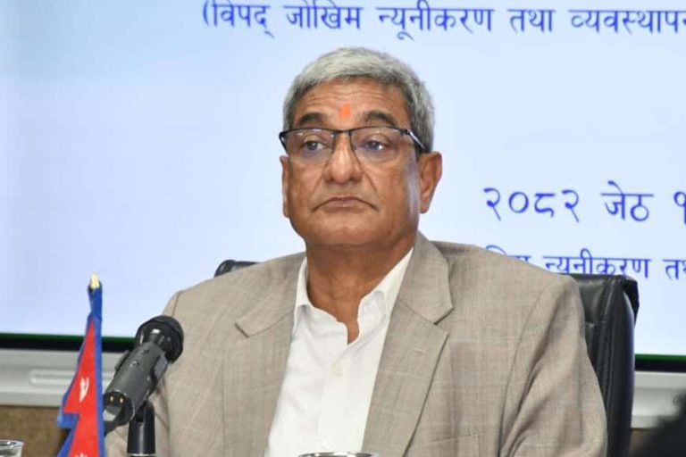 कांग्रेसले भन्यो- गृहमन्त्रीको राजीनामा आउँदैन, छानबिन समिति पनि बन्दैन