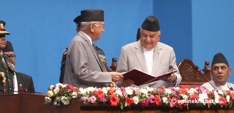 नीति उस्तै, कार्यक्रम दुरुस्तै