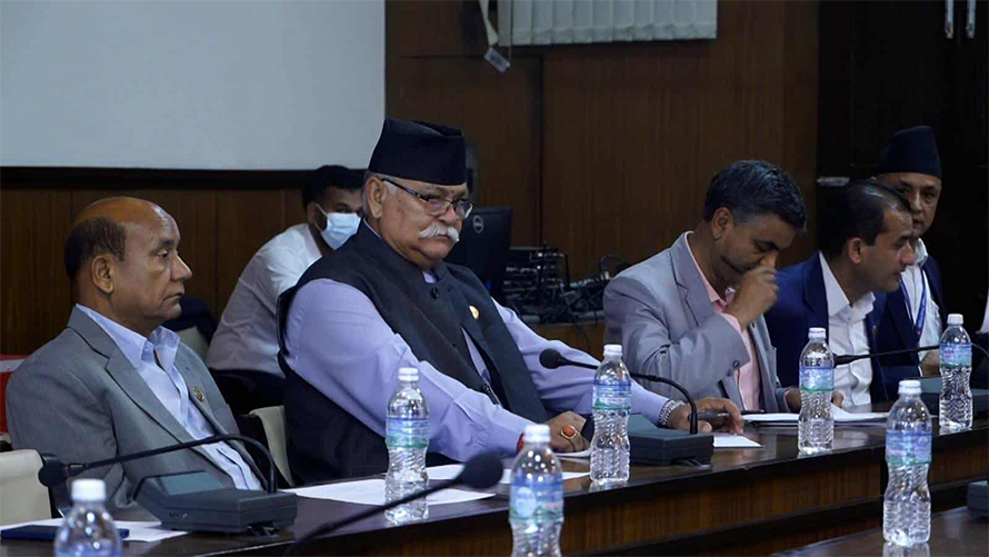 ‘नीतिनिर्माताको काम चुनाव केन्द्रित हुँदा पूर्वाधार आयोजनामा समस्या’