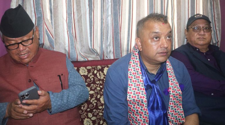 माधव नेपालबारे गगन थापा- अदालतलाई विश्वास गरौं