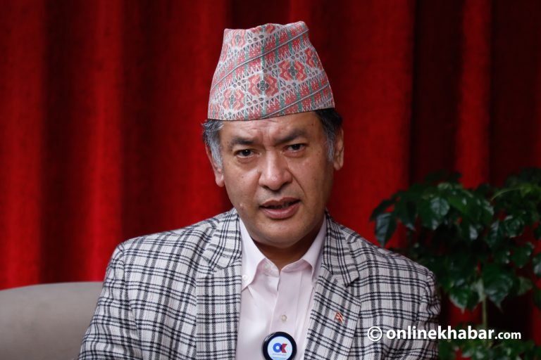 विद्युत् प्राधिकरणका कार्यकारी निर्देशकबाट हितेन्द्रदेवलाई हटाइयो