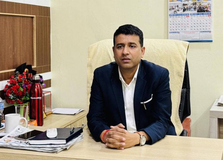 दरबन्दीको अस्पतालमा हाजिर हुन दिएको संघको निर्देशन प्रदेश मन्त्रालयको अटेरी