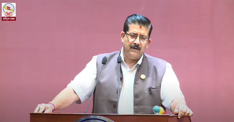 कर्मचारीको तलब दोब्बर बनाउन माग