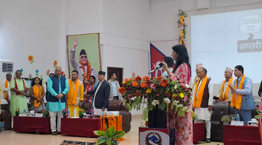 प्रधानमन्त्रीले गरे मधेशका ८ जिल्लामा बन्ने ३२० किलोमिटर कालोपत्र सडक शिलान्यास