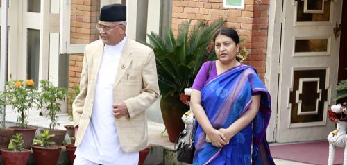 बालुवाटारमा ओली-भण्डारीले डेढ घण्टा के कुरा गरे ?