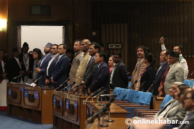 संसद्को अवरोध खुलाउनेबारे छुट्टै छलफलमा कांग्रेस, एमाले र माओवादी