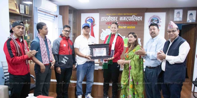 एरिकालाई तार्केश्वर नगरपालिकाको सम्मान