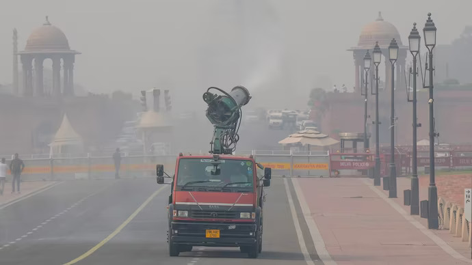 दिल्लीमा कृत्रिम वर्षा गराउने तयारी, के हो ‘क्लाउड सीडिङ’ ?