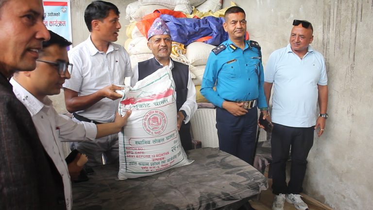 गुल्मीको स्थानीय ‘धुर्कोटे चामल’ बजारमा