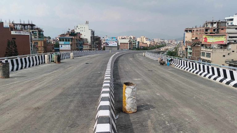 ग्वार्को फ्लाईओभरको मुख्य संरचना निर्माण कार्य पूरा (तस्वीरहरु)