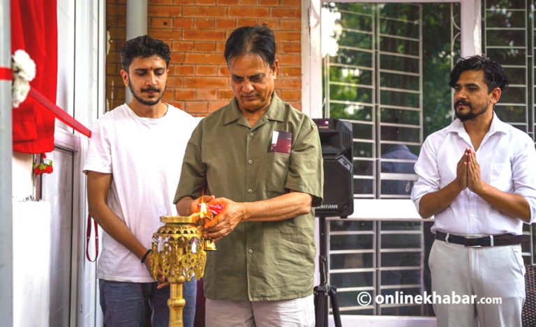 हरिवंशले गरे कान्तिपुर नाटक घरको शुभारम्भ (तस्वीर)