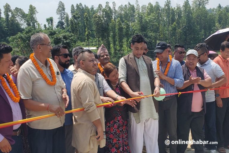मनहरीमा पाँच वटा पक्की पुल उद्घाटन