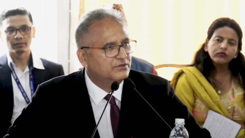 ‘मलाई राजनीतिक जुत्ता छाड्न समस्या छैन’