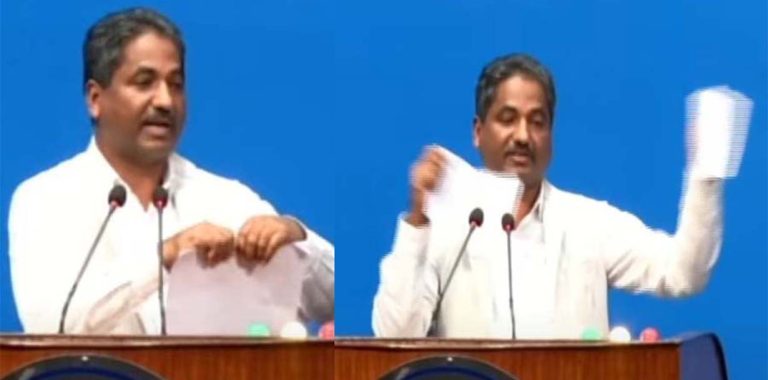 संसद्को रोष्ट्रममै प्रभु साहले च्याते निजामती विधेयकको प्रतिवेदन
