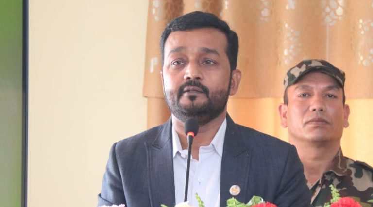 काठमाडौंमा पानीका लागि ट्यांकरको भर पर्ने अवस्थाको अन्त्य हुन्छ : मन्त्री यादव
