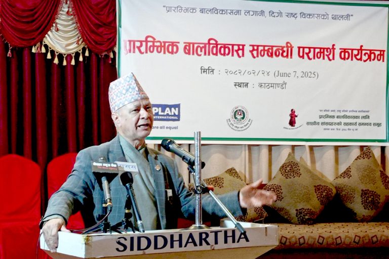 शिक्षामन्त्री भन्छन्- असार १५ गतेसम्ममा शिक्षा विधेयक पास हुन्छ
