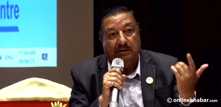 मेयरलाई संविधानले २२ वटा अधिकार दिएको छ, प्रयोग गर्न जान्नुपर्‍यो : सभापति चालिसे