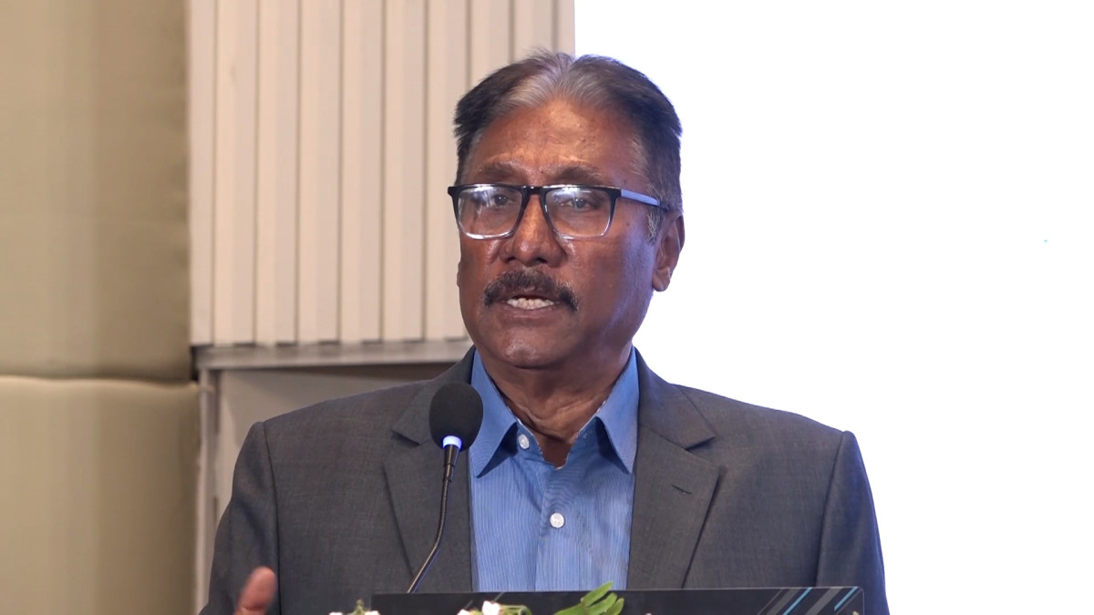 कोरियाले मारेको फड्कोमा नेपाली कामदारको पनि योगदान छः श्रममन्त्री भण्डारी