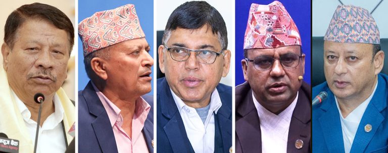 ५ मन्त्रीले संसद्‍मा मौखिक प्रश्नहरूको उत्तर दिंदै