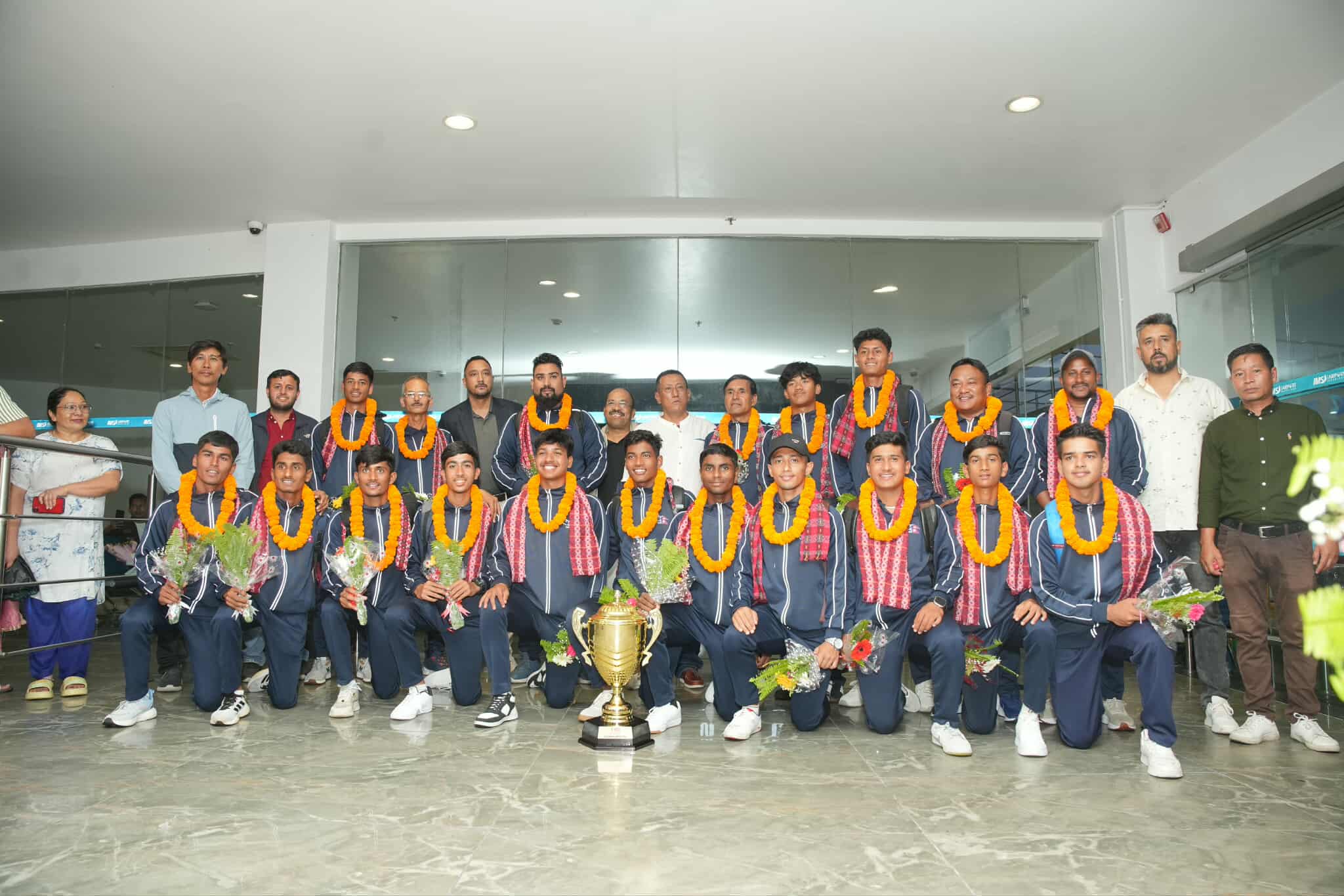 एसीसी यू-१६ इस्ट जोन कपको उपाधि लिएर स्वदेश फर्कियो नेपाली टोली