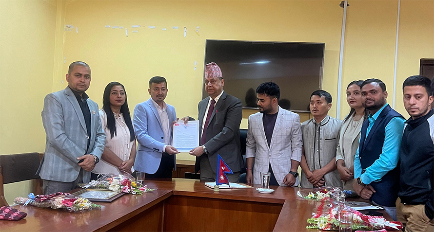 त्रिविको सेवा आयोगलाई पारदर्शी बनाउन अनेरास्ववियुको माग