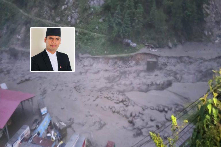 काठमाडौंमा थिए रसुवाका सीडीओ र डीएसपी, हेलिकप्टरमा फर्किँदै